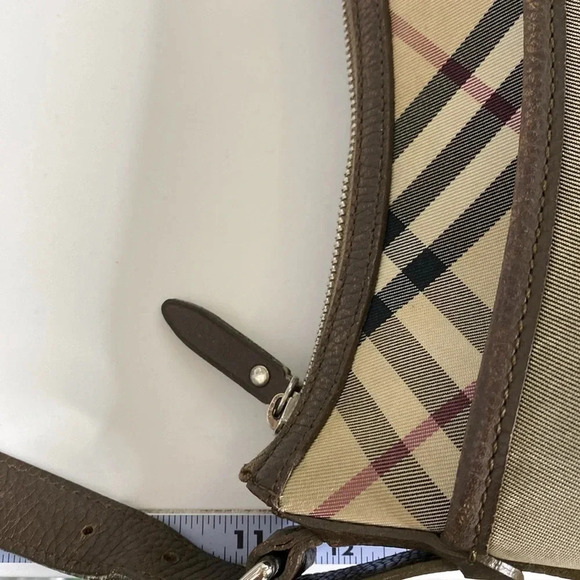BURBERRY Nova Check Shoulder Bag - Picture 11 of 14